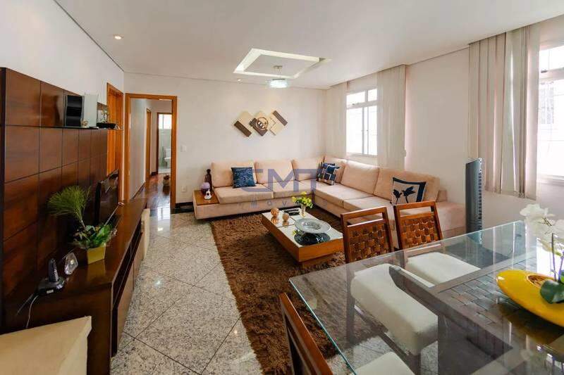 Apartamento à venda no Prado: 