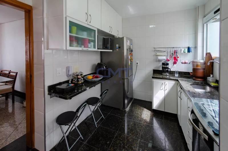 Apartamento à venda no Prado: 