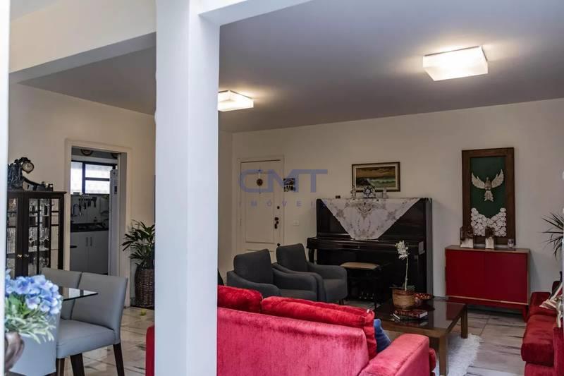 Área privativa à venda no Coração de Jesus: 