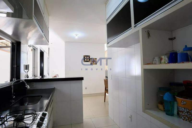 Casa, 3 quartos, 217 m² - Foto 11