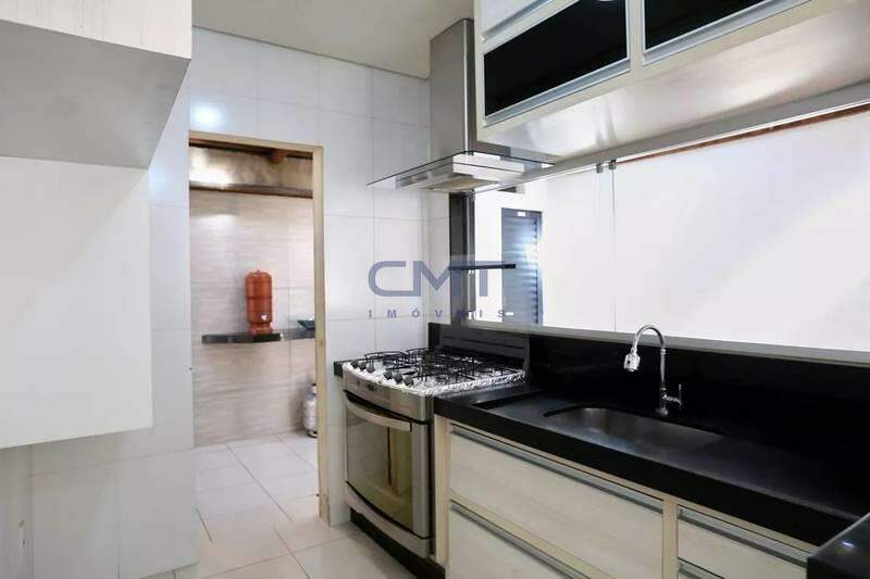 Casa, 3 quartos, 217 m² - Foto 9