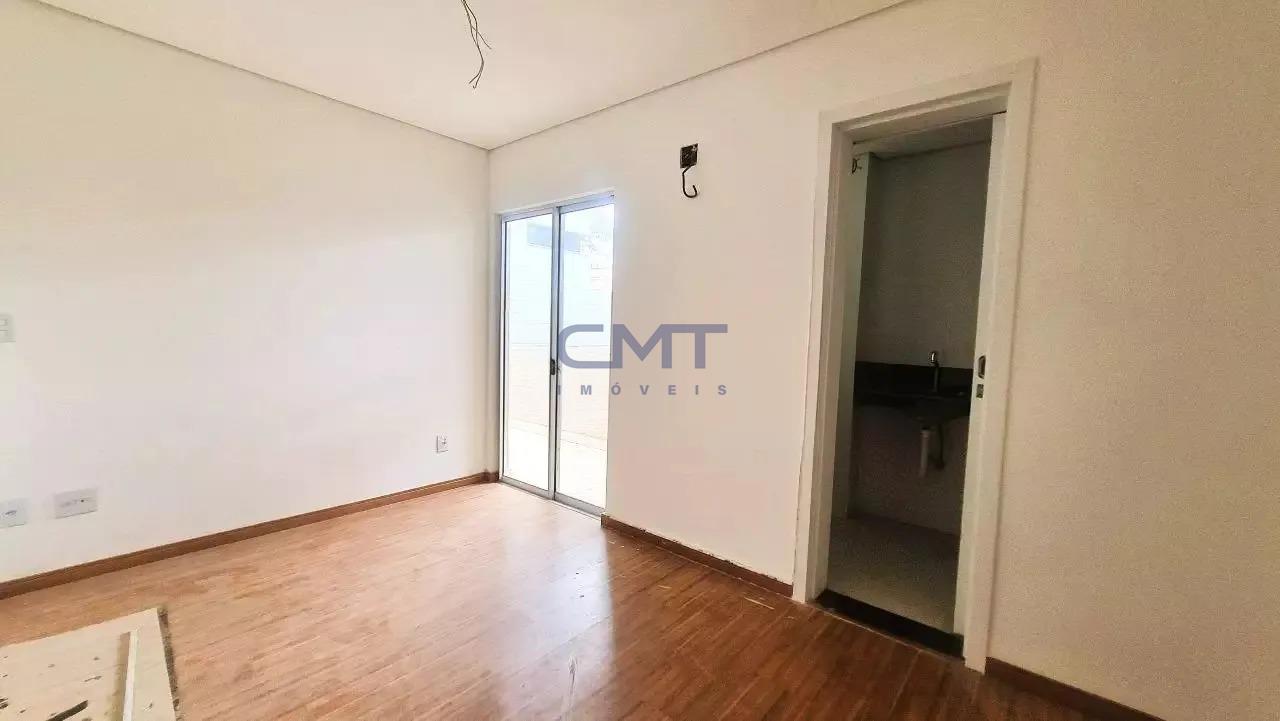 Área privativa à venda no Santa Efigênia : 