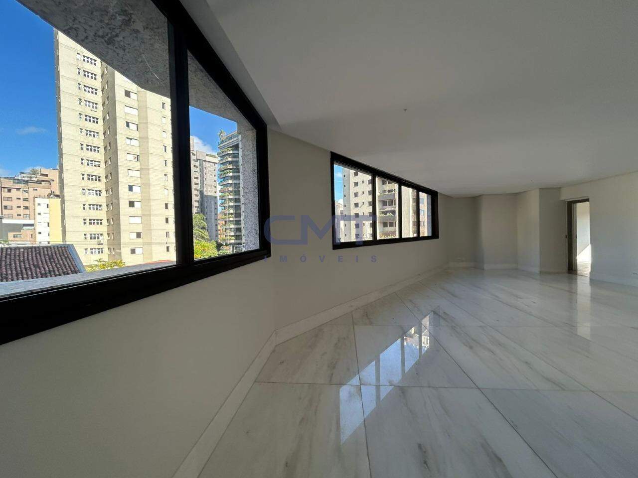 Apartamento à venda no Serra: 