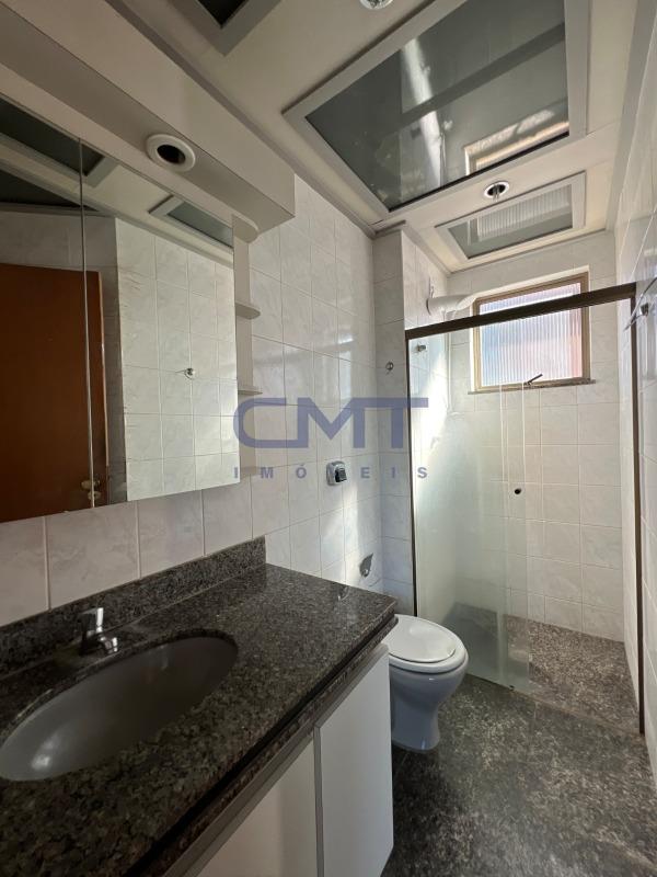 Apartamento à venda no Santa Efigênia : BANHEIRO