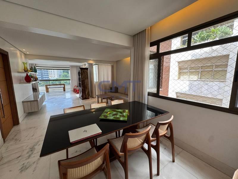 Apartamento à venda no Sion: 