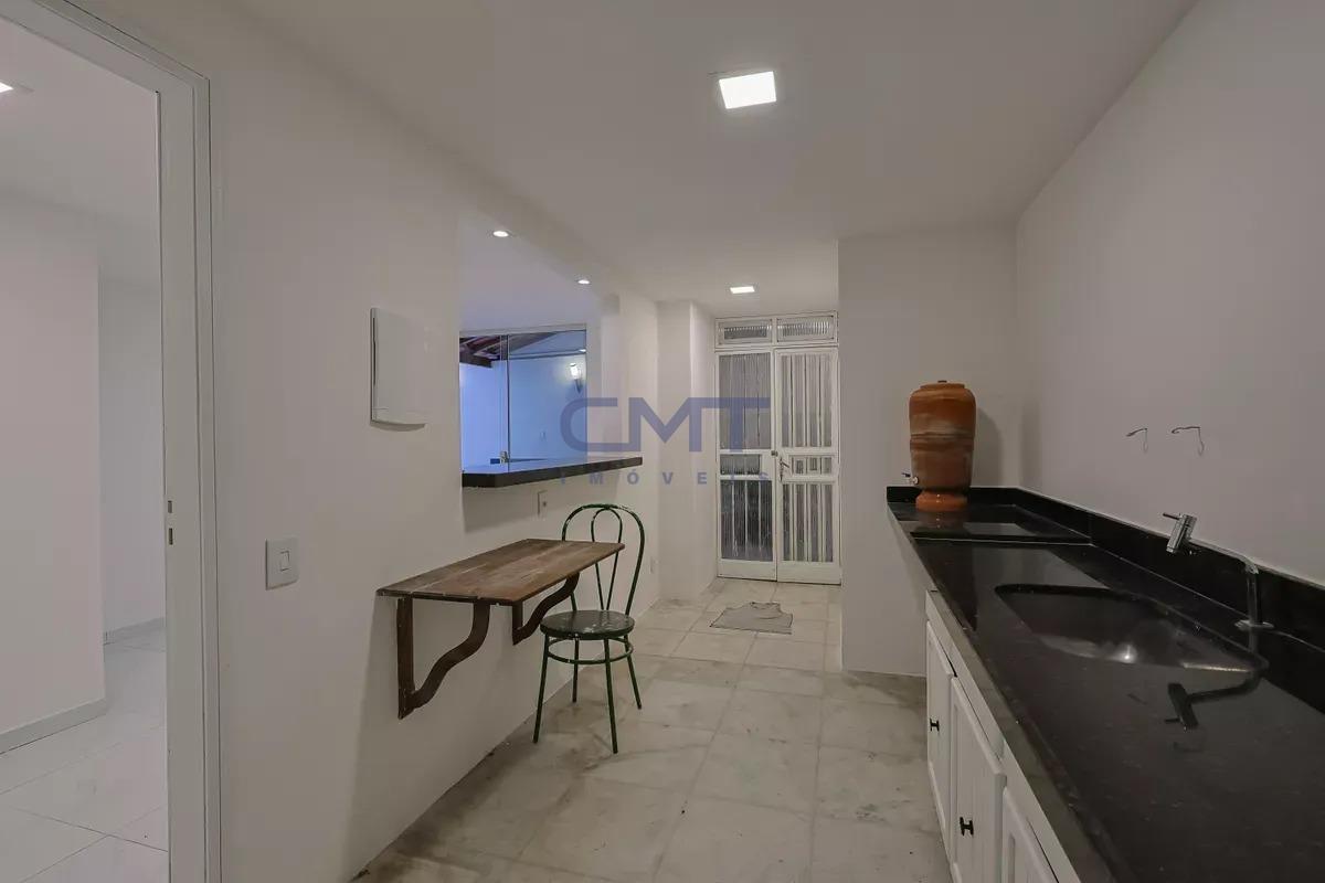 Área privativa para aluguel no Savassi: 