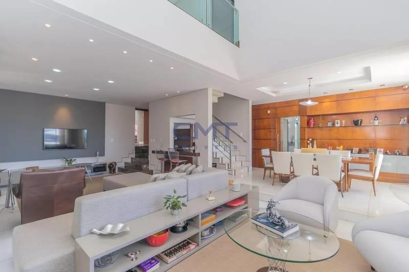 Casa à venda no Santa Lúcia : 