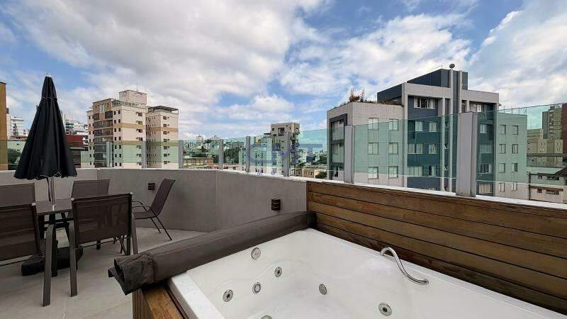 Cobertura à venda no Cruzeiro: 