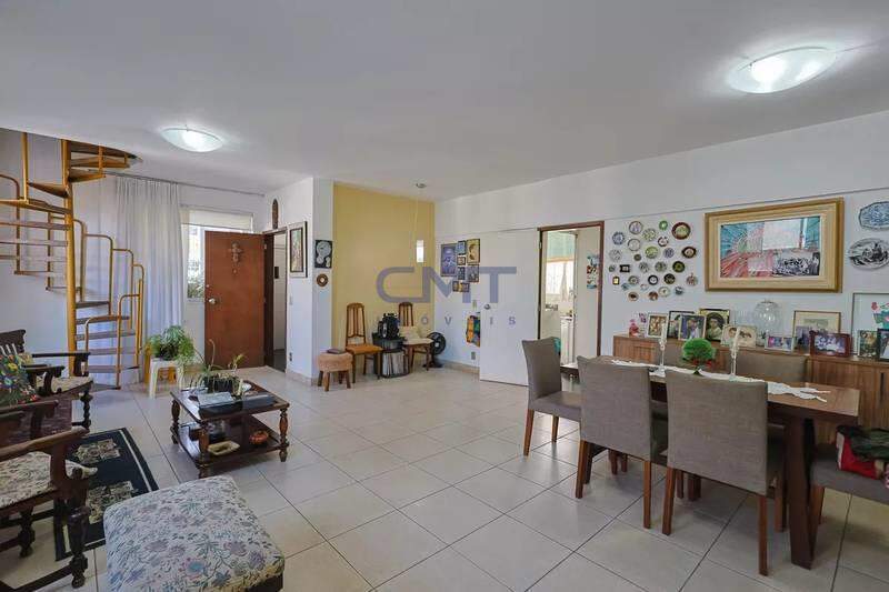 Cobertura à venda no Coração de Jesus: 