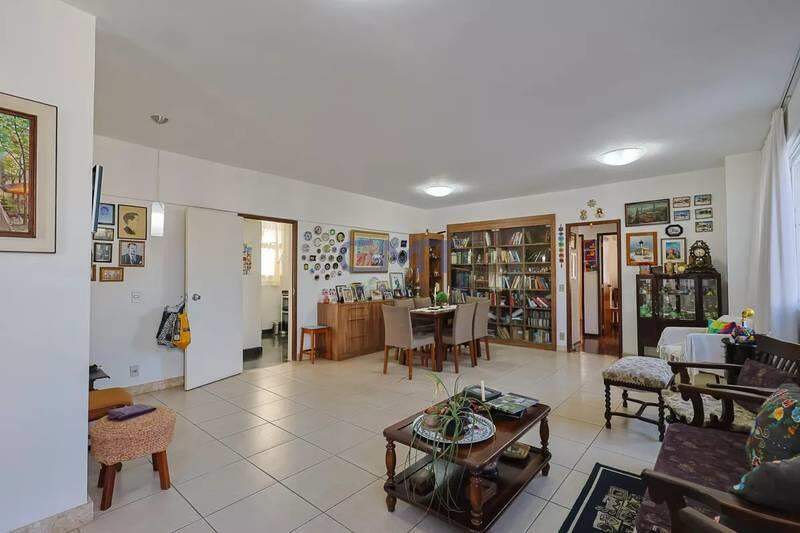 Cobertura à venda no Coração de Jesus: 