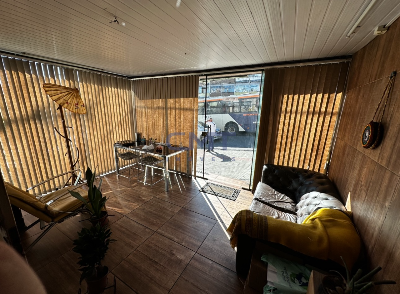 Casa à venda no Gutierrez: Hall de entrada