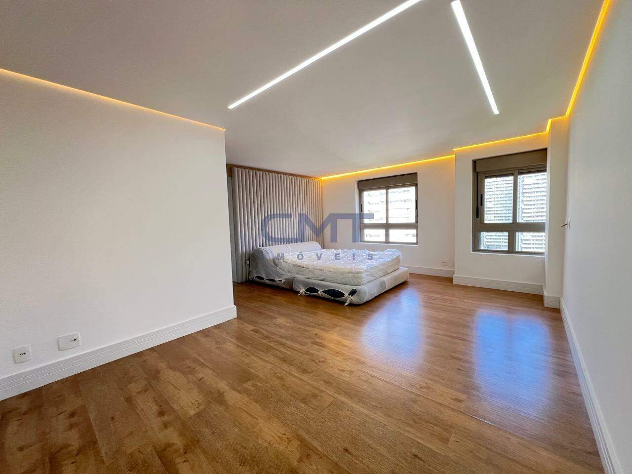 Cobertura à venda no Vale do Sereno: 