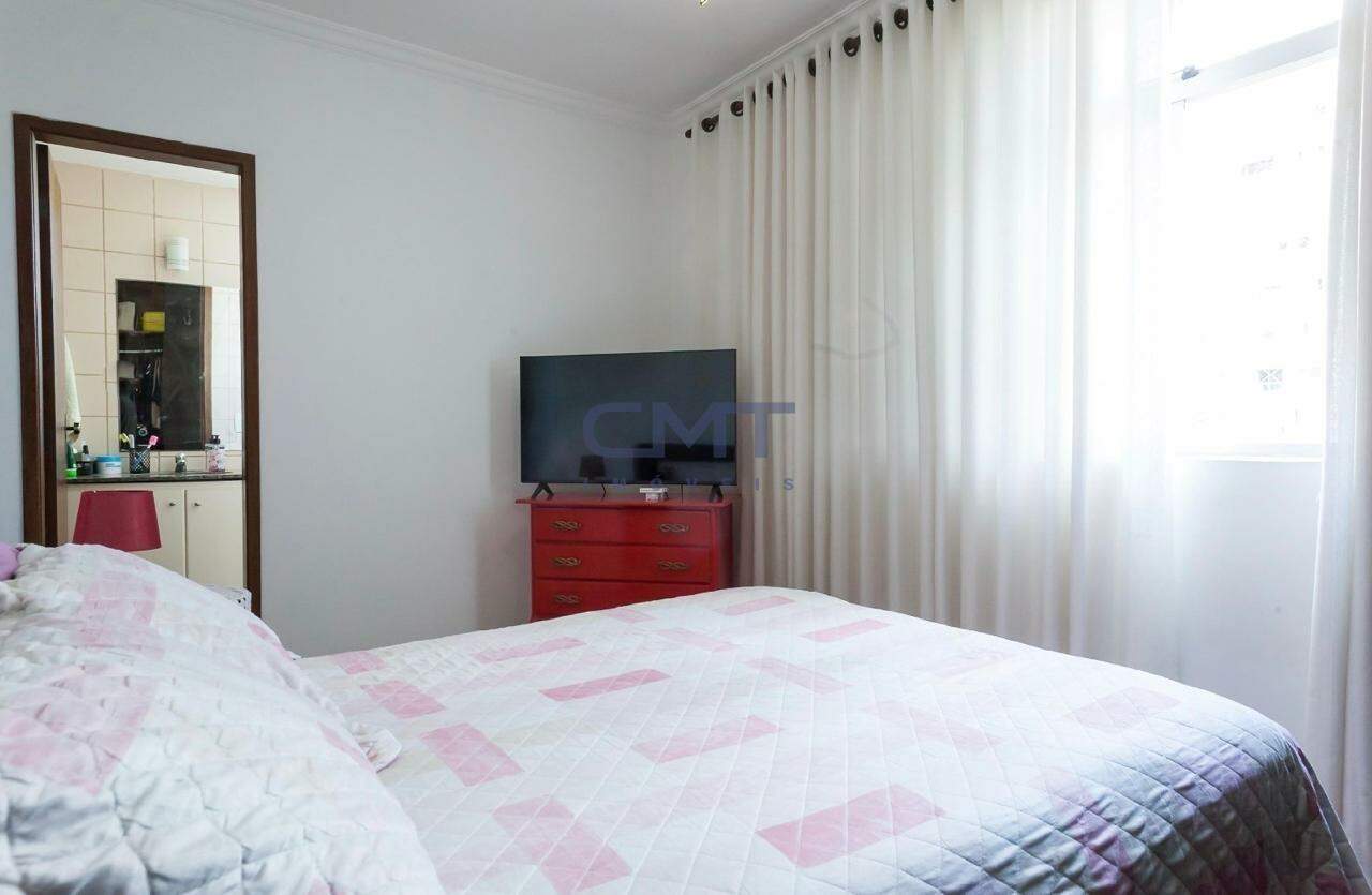 Apartamento à venda no Buritis: 