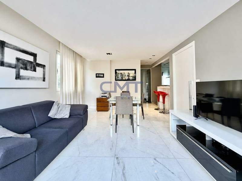 Apartamento à venda no Cruzeiro: 