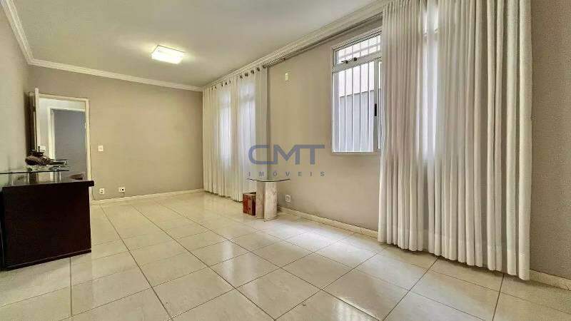 Apartamento à venda no Santa Lúcia : 