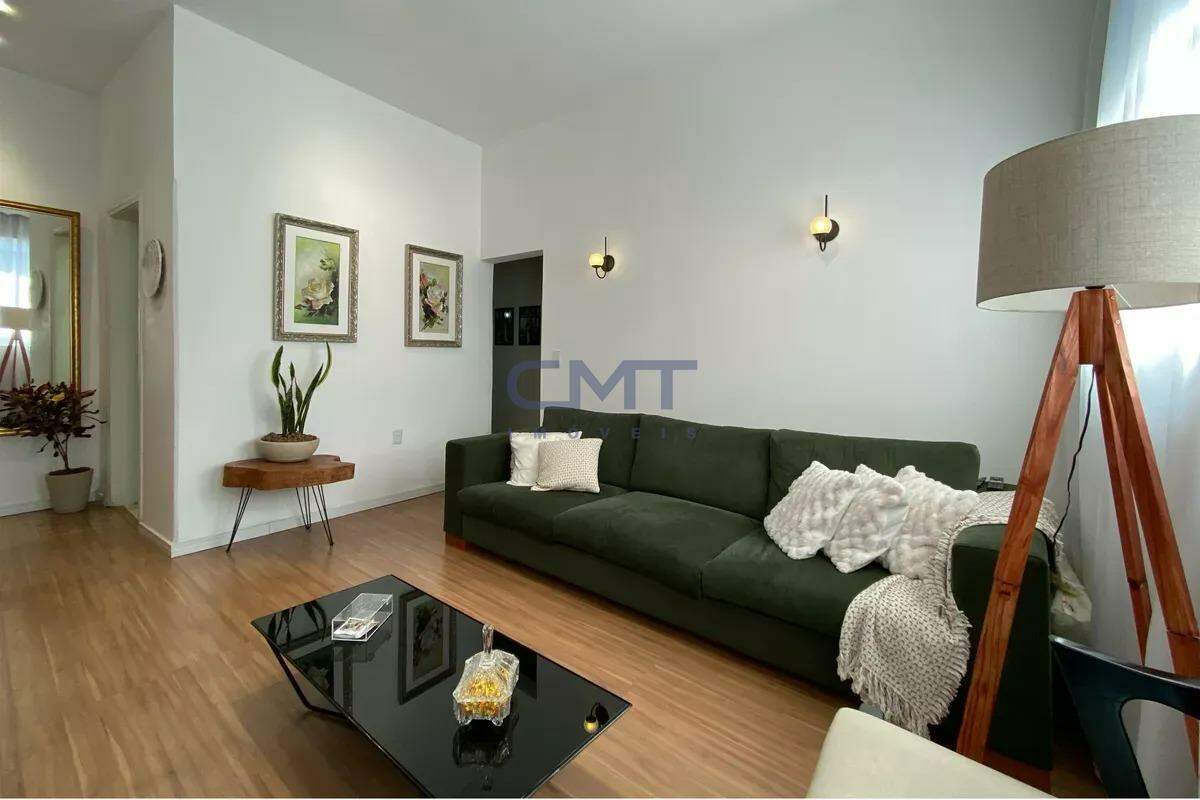 Apartamento à venda no Carmo: 