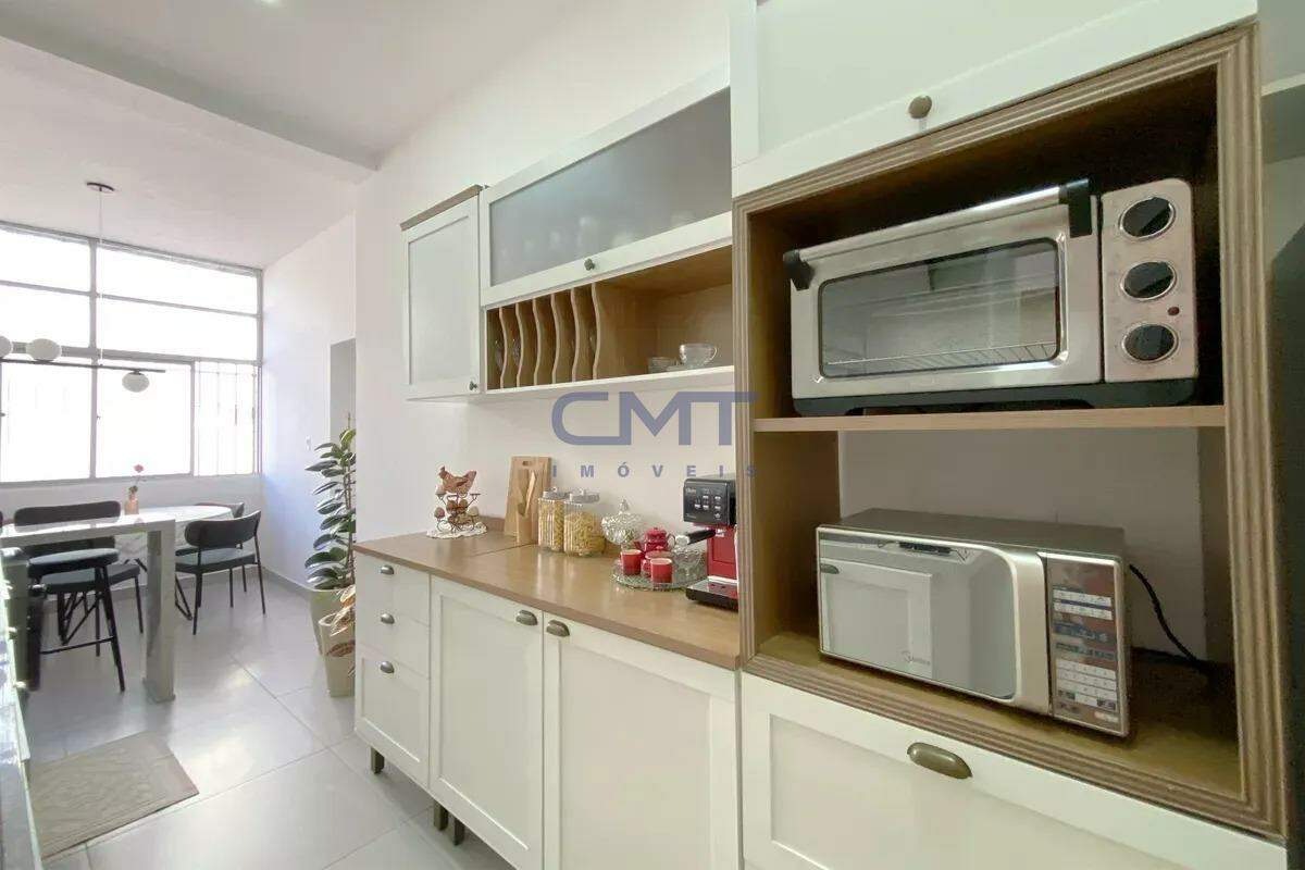 Apartamento à venda no Carmo: 