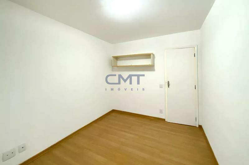 Apartamento à venda no Coração de Jesus: 