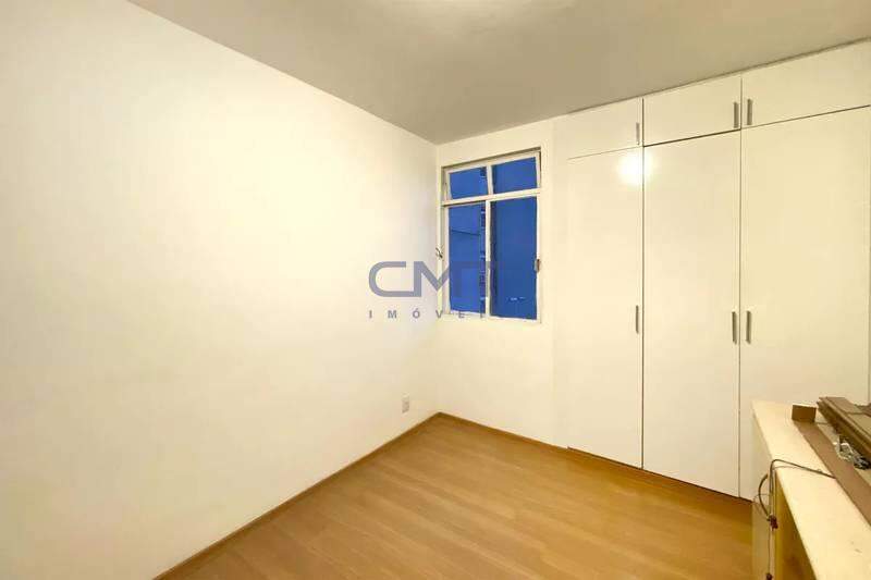 Apartamento à venda no Coração de Jesus: 