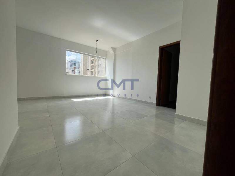 Apartamento à venda no Funcionários : 