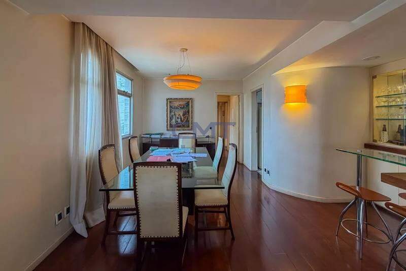 Apartamento à venda no Santo Agostinho: 