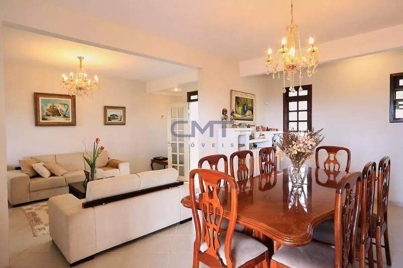 Casa à venda no Mangabeiras: 