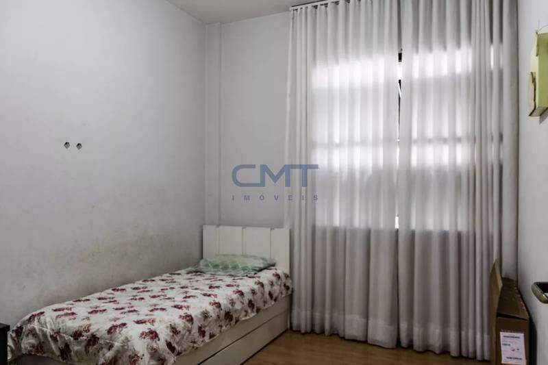 Apartamento à venda no Coração de Jesus: 
