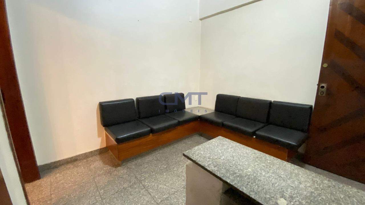 Sala para aluguel no Funcionários : 