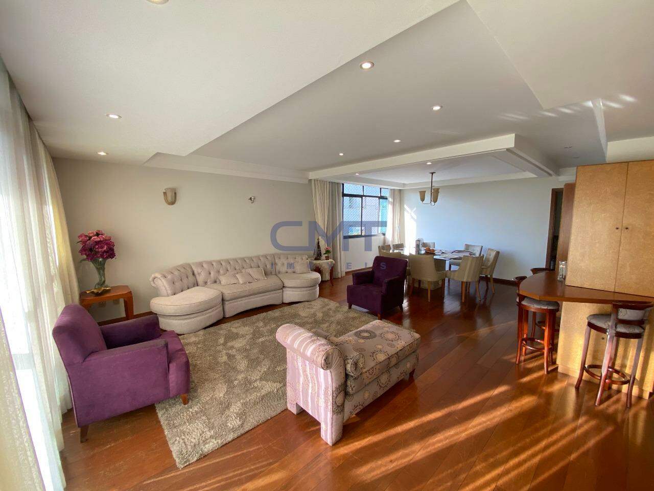 Apartamento à venda no Funcionários : 