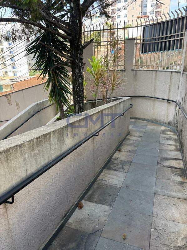 Apartamento à venda no Sagrada Família: 