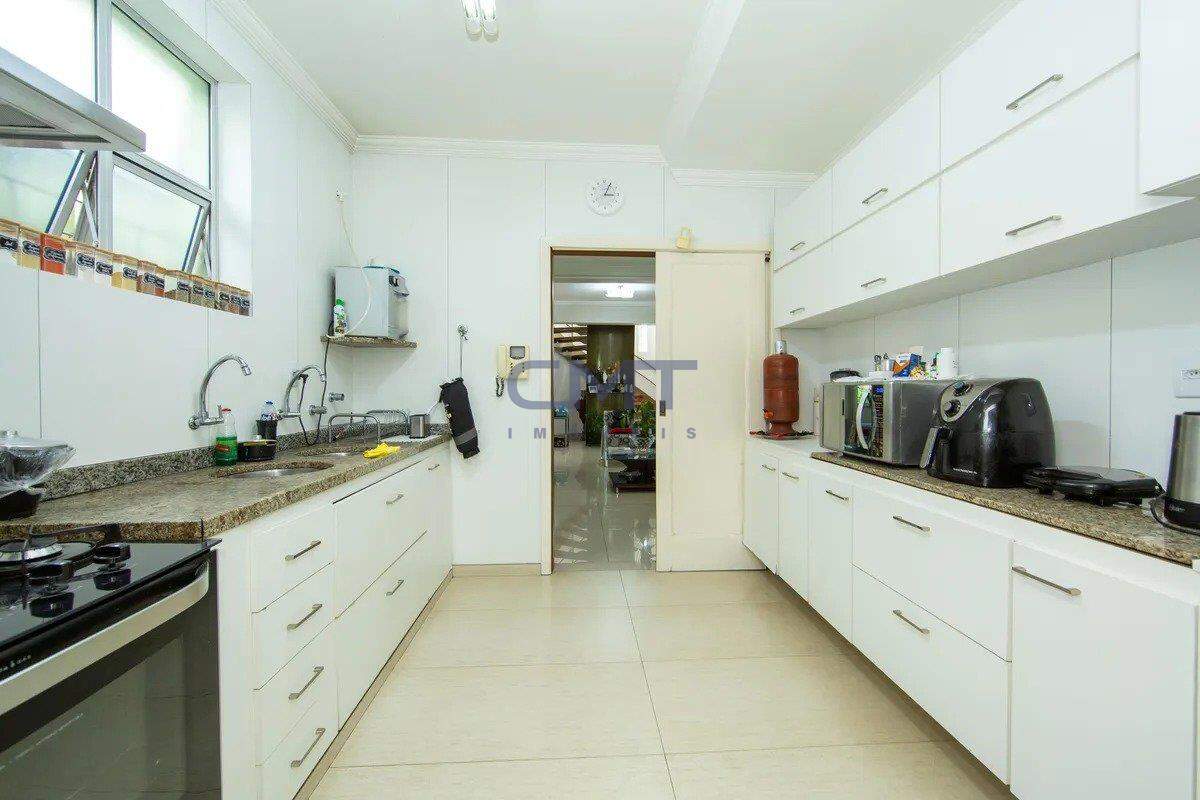 Casa à venda no Prado: 