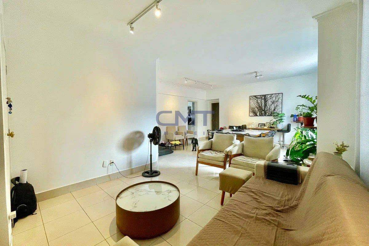 Apartamento à venda no Lourdes: 