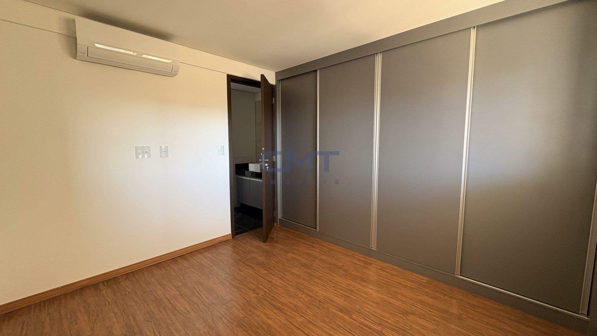 Apartamento à venda no Funcionários : 