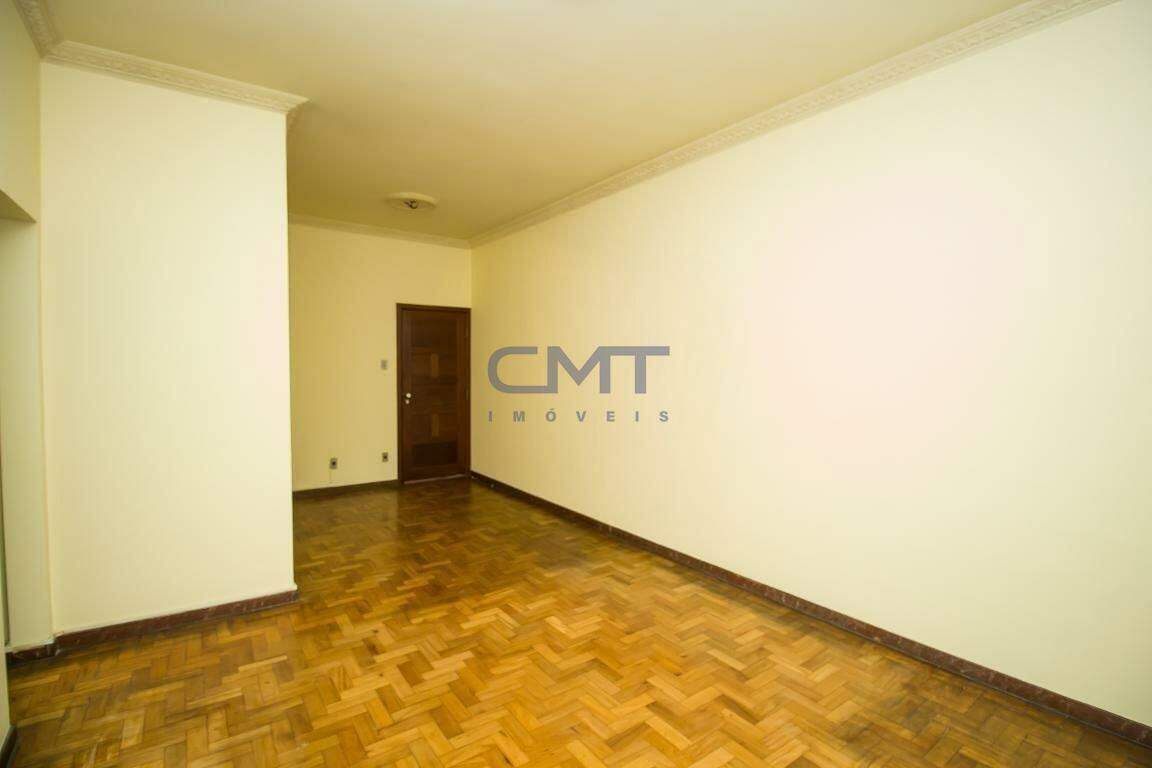 Apartamento à venda no Lourdes: 