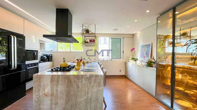 Apartamento à venda no Buritis: 