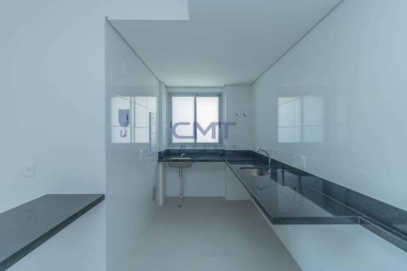 Apartamento à venda no Sagrada Família: 