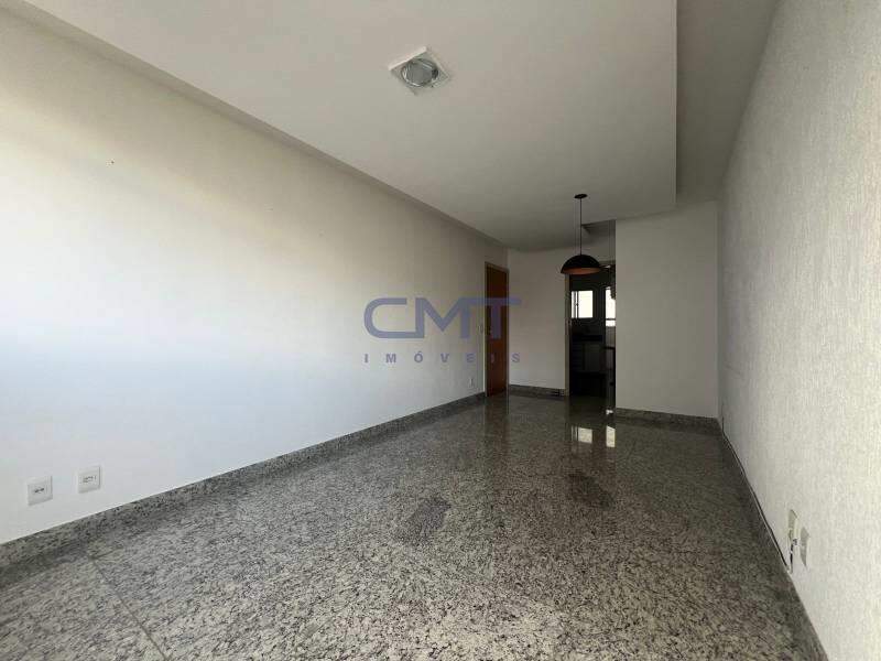 Apartamento à venda no Sagrada Família: 