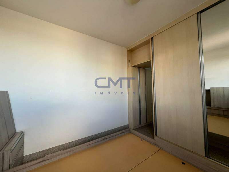 Apartamento à venda no Sagrada Família: 