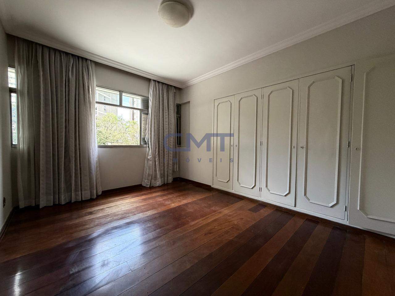 Apartamento para aluguel no Lourdes: Quarto