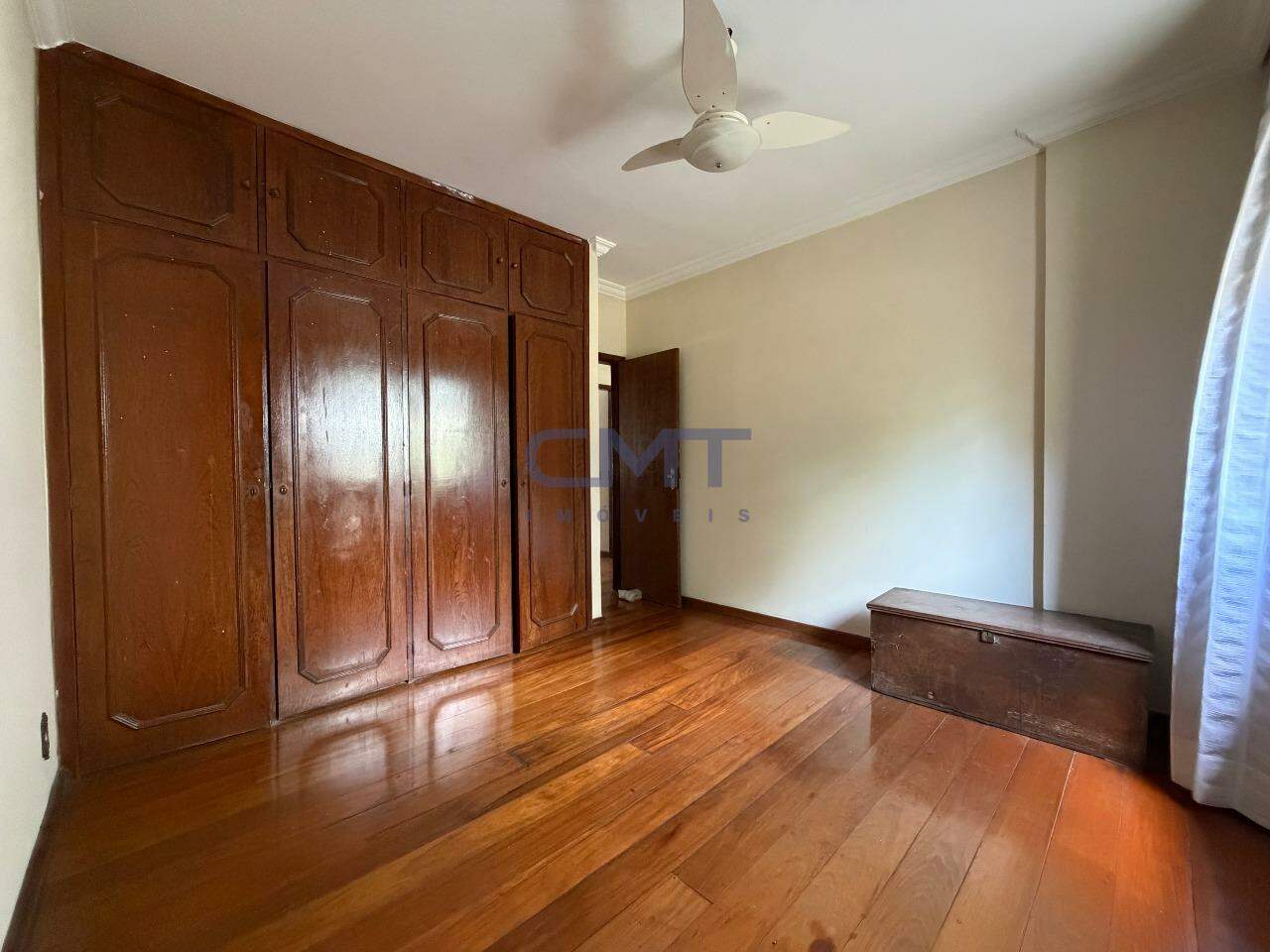 Apartamento para aluguel no Lourdes: Quarto