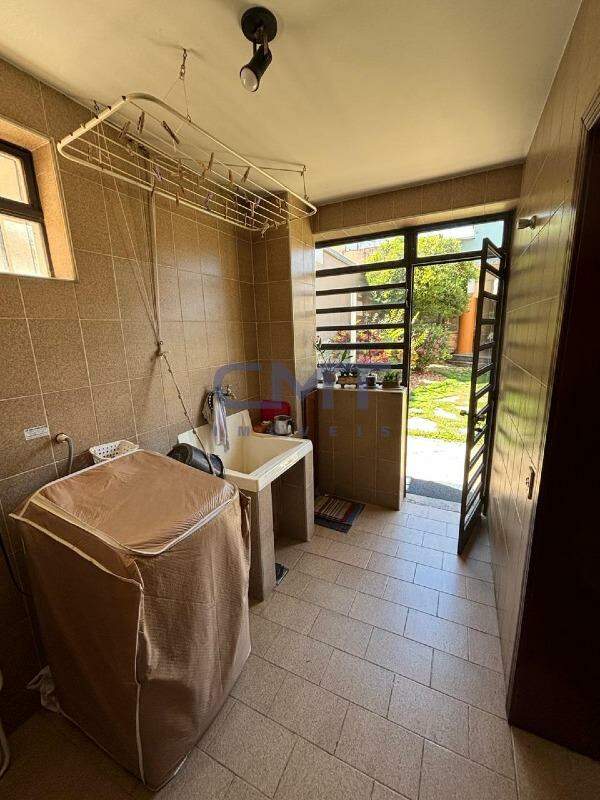 Casa à venda no Sagrada Família: 