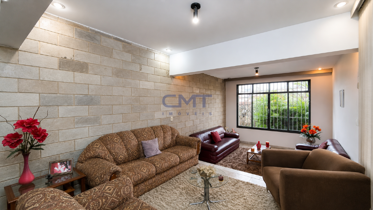 Casa à venda no Sagrada Família: 