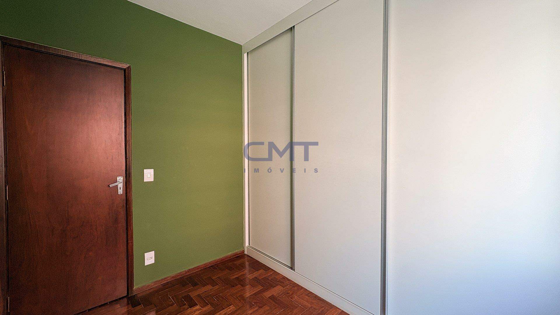 Apartamento à venda no Cruzeiro: 