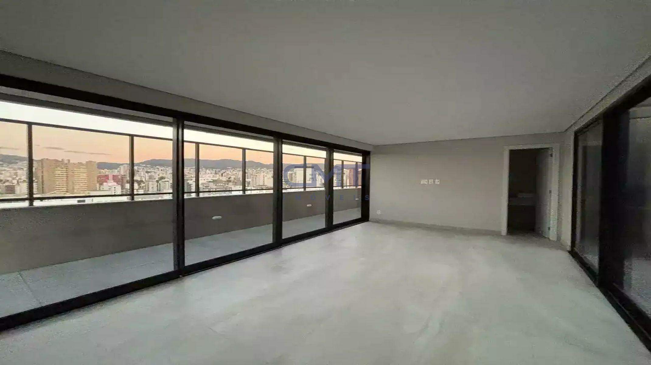 Apartamento à venda no Lourdes: 
