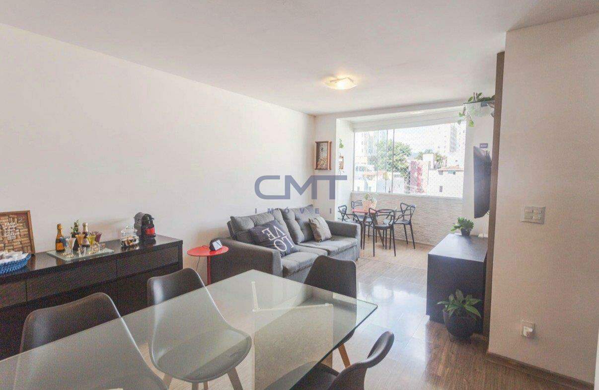 Apartamento à venda no Sagrada Família: 