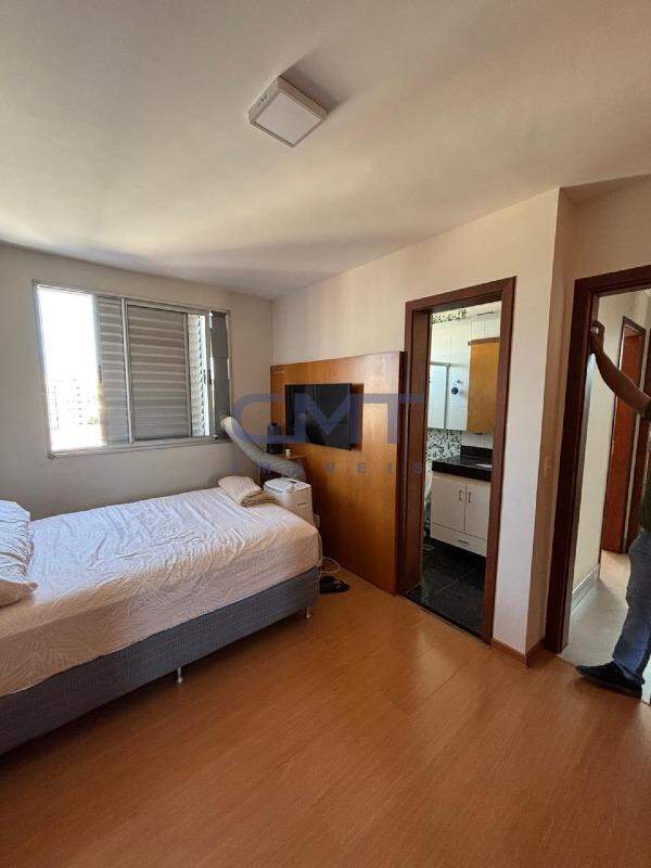 Apartamento à venda no Sagrada Família: 