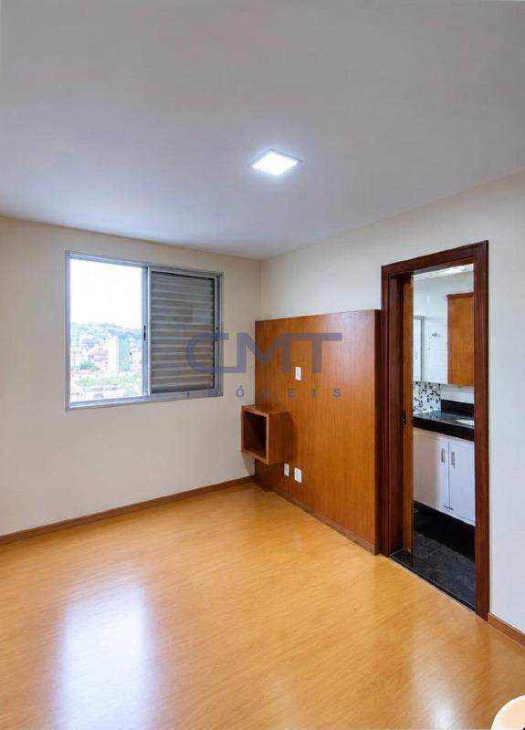Apartamento à venda no Sagrada Família: 
