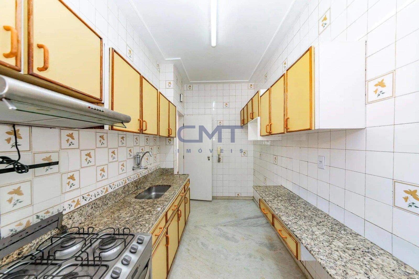 Apartamento à venda no Coração de Jesus: 