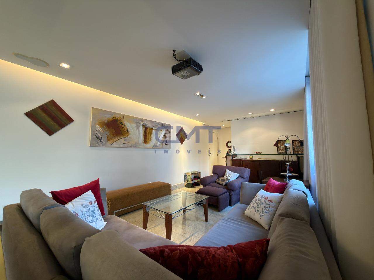 Apartamento à venda no Funcionários : 