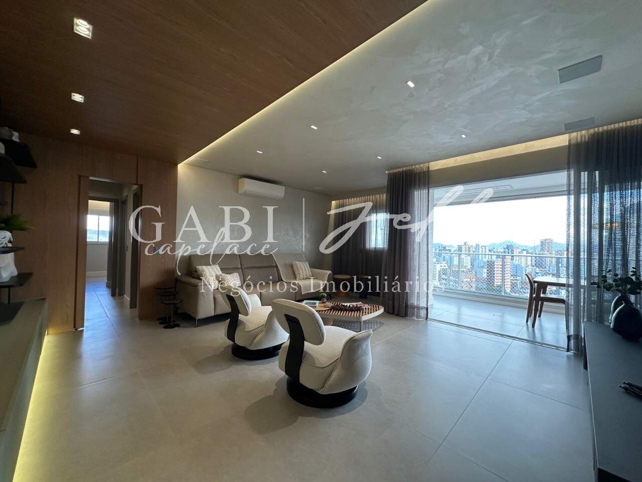 Apartamento à venda no Ponta da Praia: